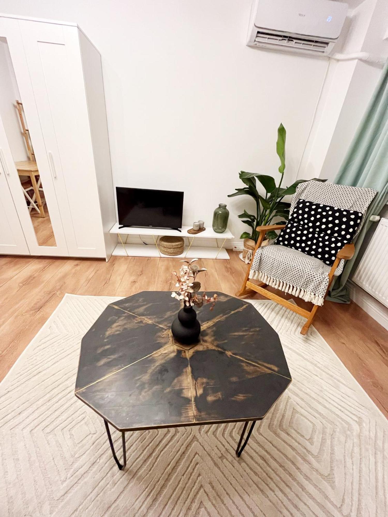 Lola'S Apartament Close To City Center Bukareszt Zewnętrze zdjęcie